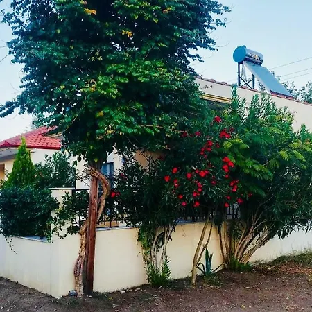 Tea Sea House Дом отдыха Аспровальта